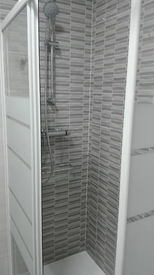Fonda Chavarria Sant Joan Despi Guest house